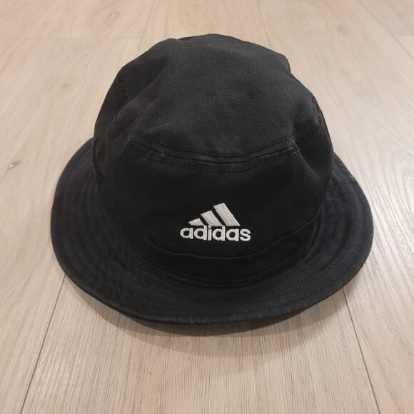 ADIDAS | Bucket Hat - Picture 2 of 8